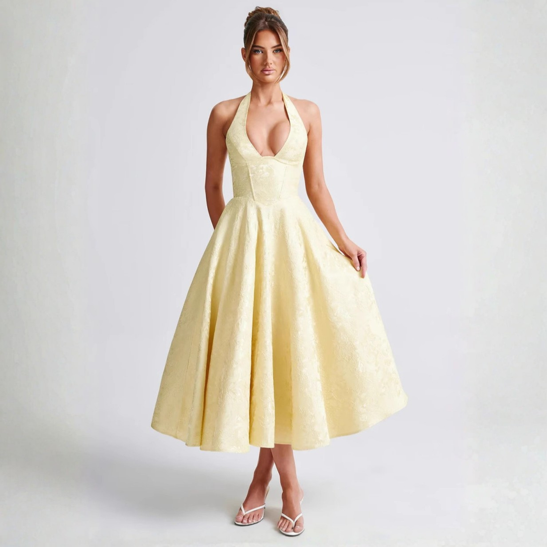 Ziora | Chic Low Cut Sleeveless Open Back A-Line Halter Maxi Dress