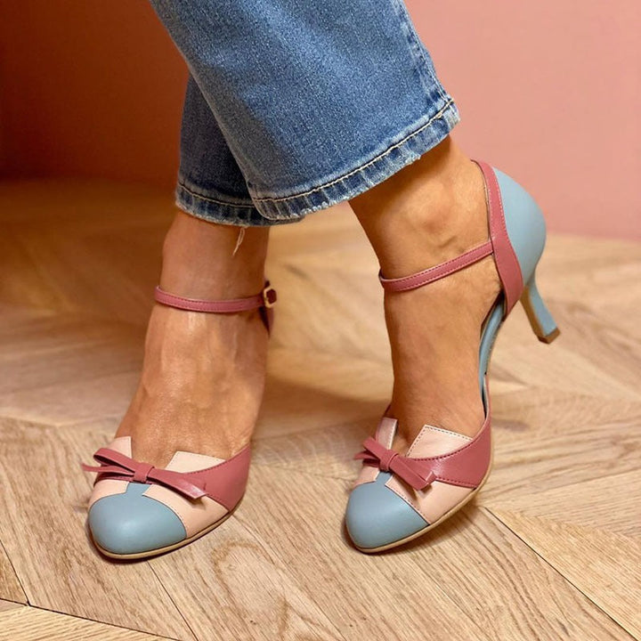 Elira | Vintage Bow Heels